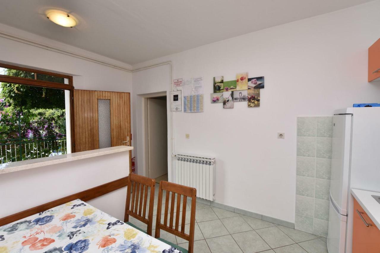 Apartment Dijo I 普利莫顿 外观 照片